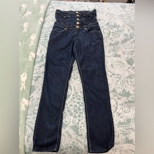 Crest High waisted 9/10 jeans